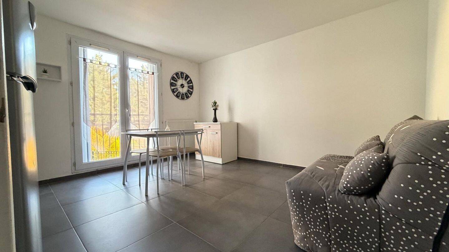 Maison à louer, 23m², COURCOURONNES