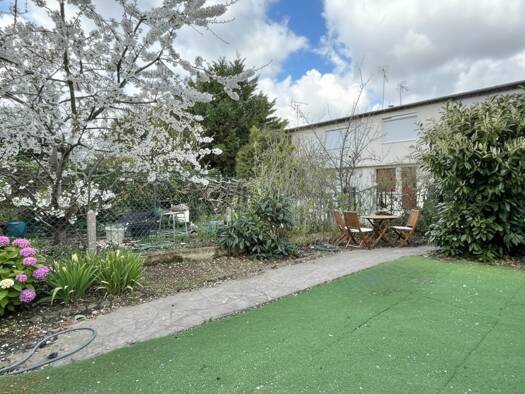 Maison à vendre 205 000 € 3 pièces 2 chambres 74 m² 131 m² de terrain Montconseil Corbeil-Essonnes 91100
