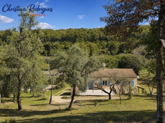 Maison à vendre 499 000 € 7 pièces 5 chambres 162 m² 7 067 m² de terrain La Ville Lorgues 83510