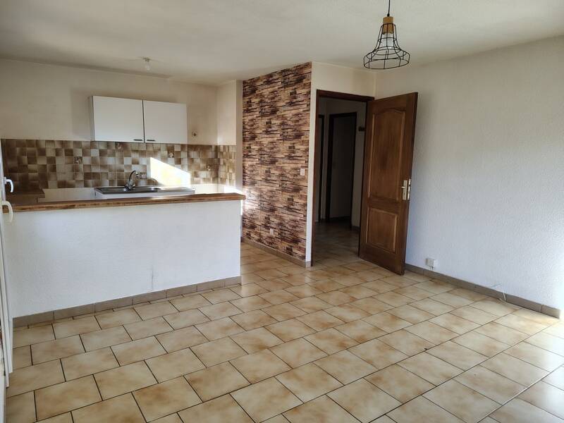 Maison à louer, 52m², ROQUEBILLIERE