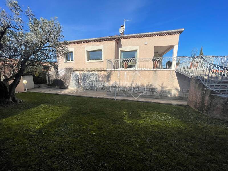 Maison à vendre, 255m², CHATEAUNEUF LES MARTIGUES