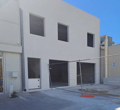 Local commercial à louer 1 500 € 125 m² de surface de vente La Destrousse 13112