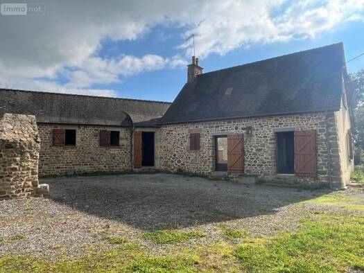 Maison à vendre 158 100 € 4 pièces 2 chambres 122 m² 13 420 m² de terrain Mézangers 53600