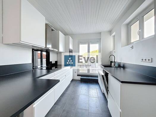Appartement à louer 1 230 € 5 pièces 4 chambres 134 m² Étage 2/2 Centre Ville-Felsberg Saint-Avold 57500