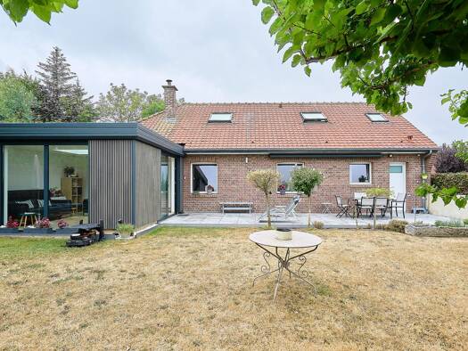 Maison à vendre 615 000 € 5 pièces 3 chambres 137,5 m² 587 m² de terrain Agrippin Wambrechies 59118