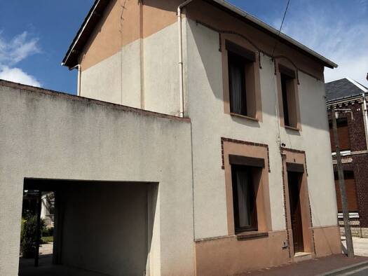 Maison de ville à vendre 146 000 € 4 pièces 1 chambre 65,5 m² 150 m² de terrain République Le Petit-Quevilly 76140