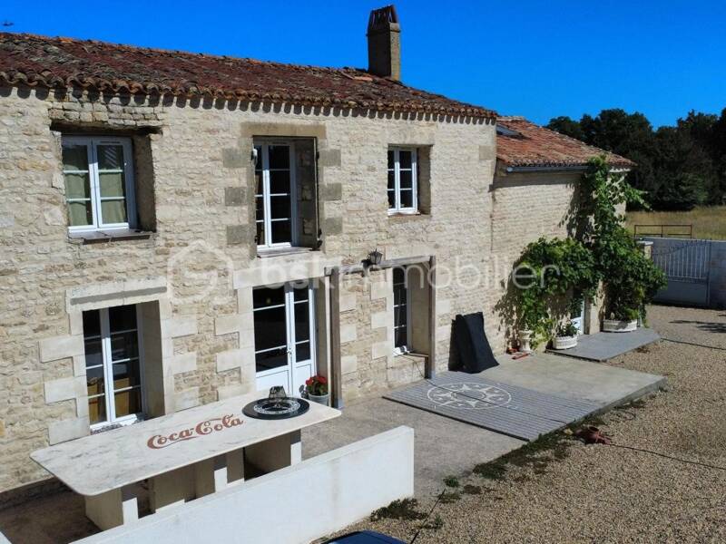 Maison à vendre, 150m², SURGERES
