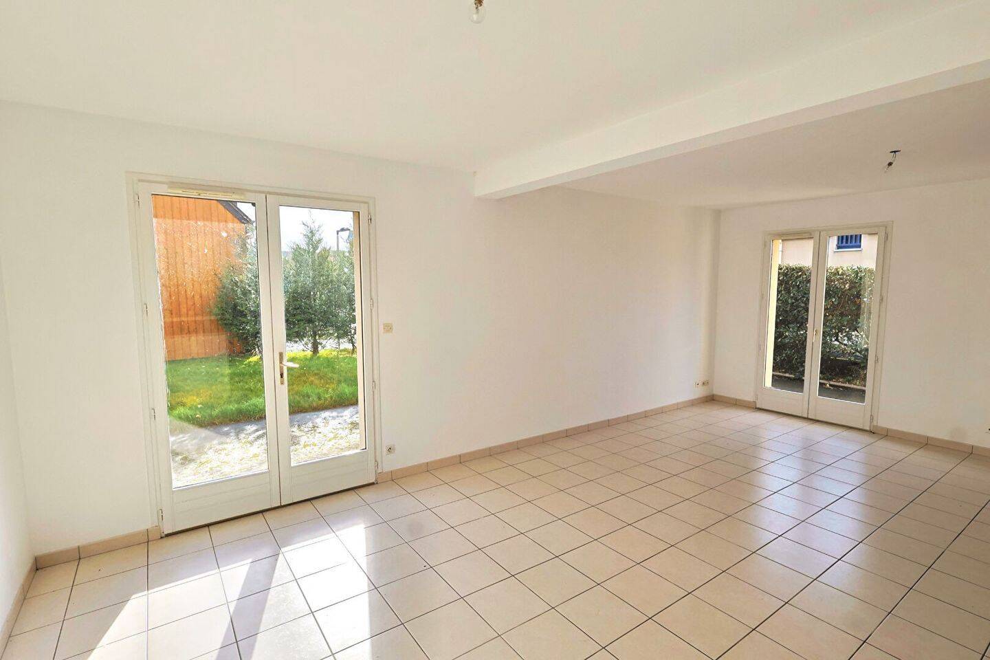 Maison à vendre, 100m², SAINT JOUAN DES GUERETS