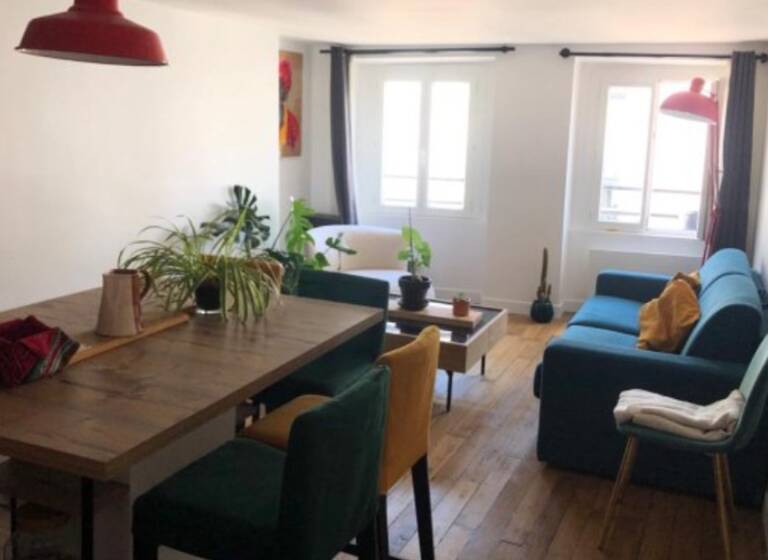 Appartement à louer 1 460 € 2 pièces 1<br/>chambre 40 m²<br/>superficie 3/6<br/>étage Faubourg du Temple-Hôpital Saint Louis Paris 10ème 75010