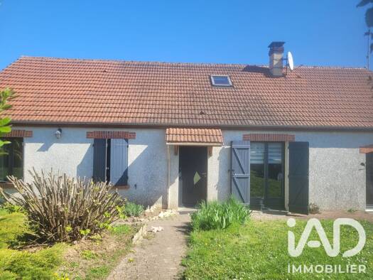 Maison de plain-pied à vendre 255 000 € 6 pièces 5 chambres 147 m² 1 000 m² de terrain Puiseaux 45390