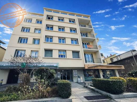 Appartement à louer 1 195 € 3 pièces 2 chambres 58,4 m² Étage 2/4 Centre Champagne-au-Mont-d'Or 69410