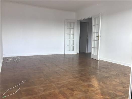 Appartement à louer 1 162 € 4 pièces 3 chambres 80 m² 2ème étage Danièle-Petit Bontemps Plaisir 78370