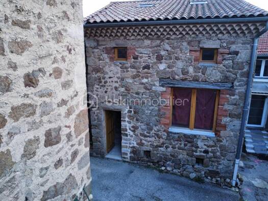 Immeuble à vendre 54 000 € 45 m² Saint-Alban-d'Ay 07790