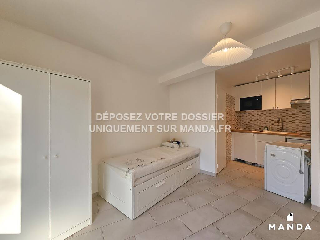 Maison à louer, 19m², IVRY SUR SEINE