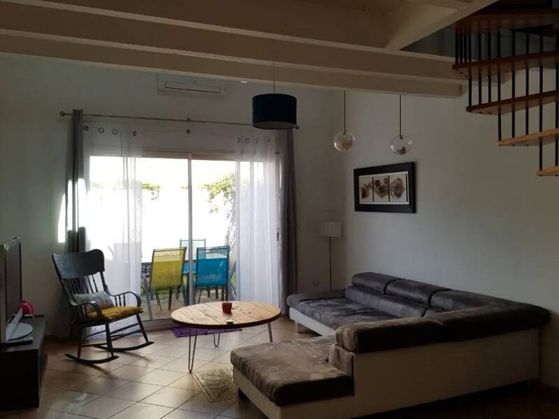 Maison à louer, 64m², SAINT BONNET DE MURE