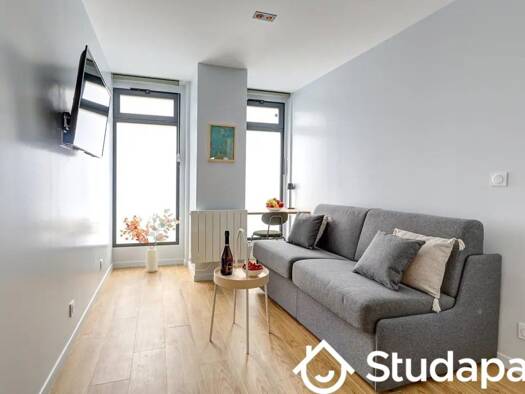 Appartement à louer 1 450 € 1 pièce 20 m² RDC dès le 01/09/2026 Sentier-Bonne Nouvelle Paris 2ème 75002