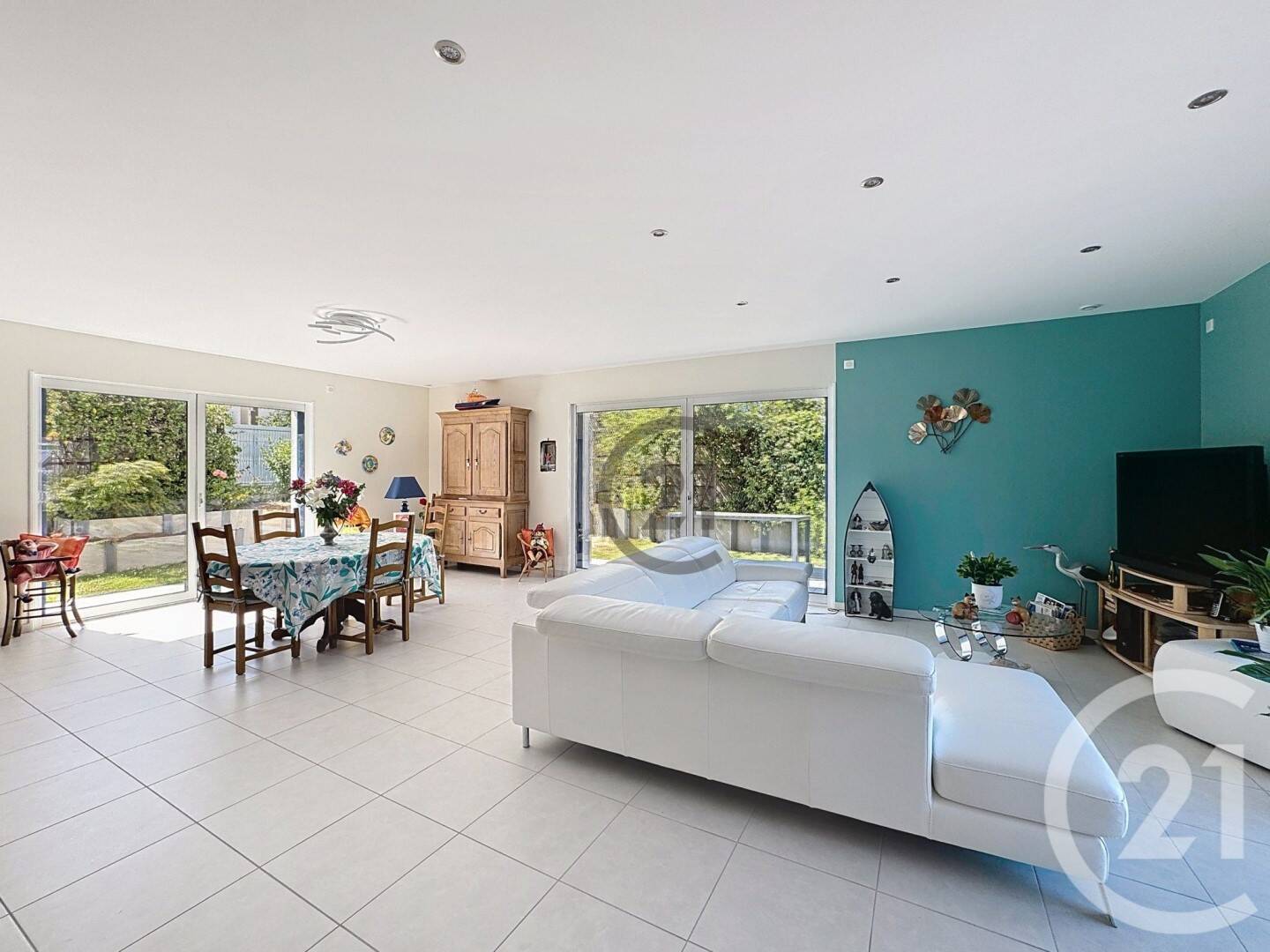 Maison à vendre, 190m², LA TURBALLE
