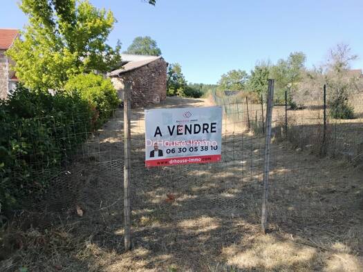 Terrain constructible à vendre 39 900 € 1 340 m² de terrain Villefranche-de-Rouergue 12200