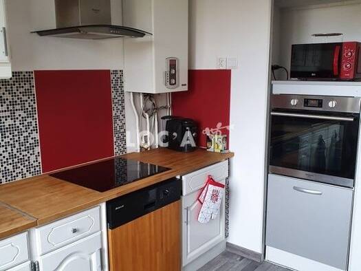 Appartement à louer 950 € 4 pièces 3 chambres 80 m² Norges-la-Ville 21490