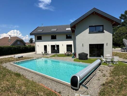 Maison à vendre 1 250 000 € 8 pièces 6 chambres 253 m² 1 475 m² de terrain Choisy 74330