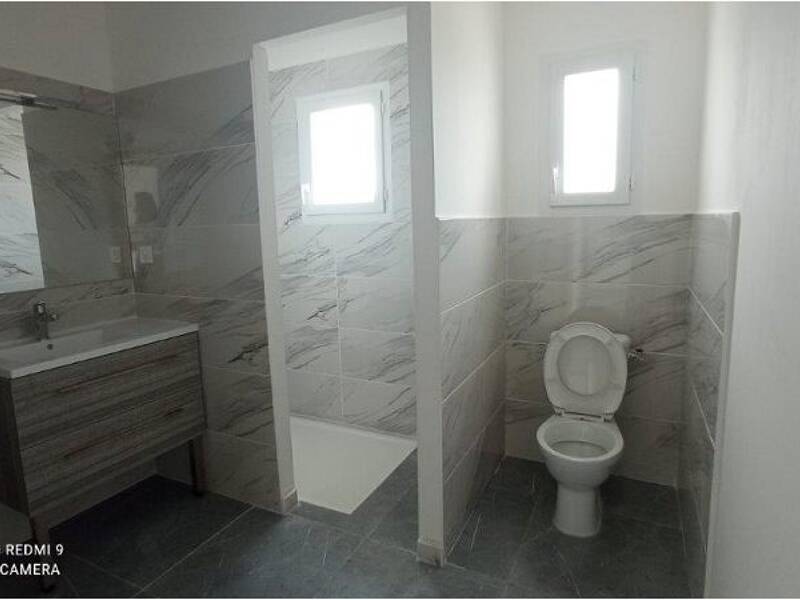 Maison à louer, 83m², SAINT JULIEN LES ROSIERS