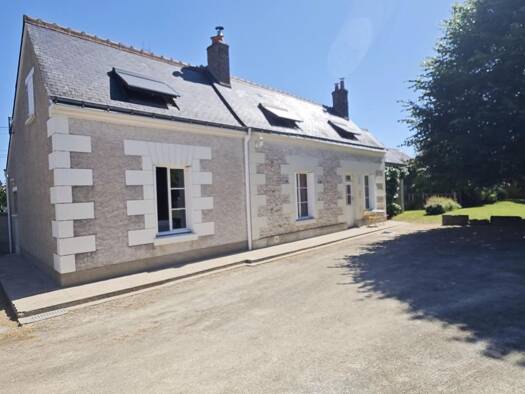 Maison à vendre 353 600 € 6 pièces 5 chambres 160 m² Bléré 37150