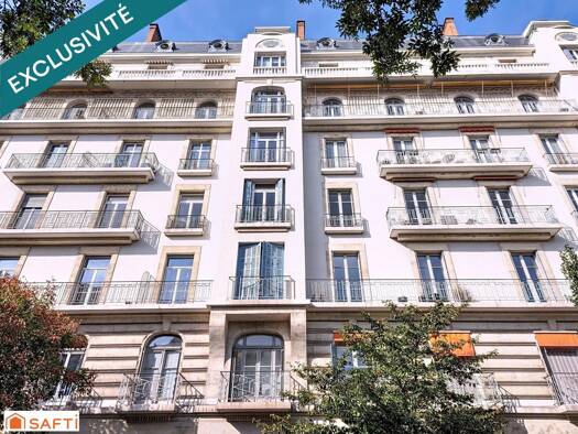 Appartement à vendre 390 000 € 4 pièces 3 chambres 112 m² Étage 1/6 Centre-ville - Victor Hugo Grenoble 38000
