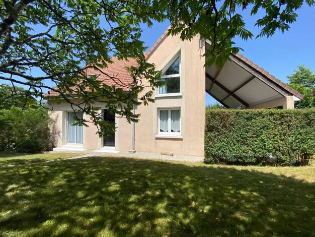 Maison à vendre 185 000 € 6 pièces 4 chambres 99 m² 875 m² de terrain Saint-Germain-du-Corbéis 61000