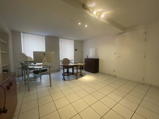 Espace bureau à louer 575 € 70 m² de bureaux Aigueperse 63260