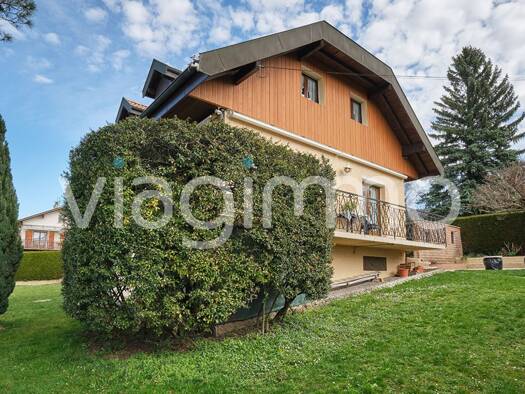 Maison en viager occupé Bouquet 244 600 € 6 pièces 5 chambres 164 m² 912 m² de terrain Cranves-Sales 74380