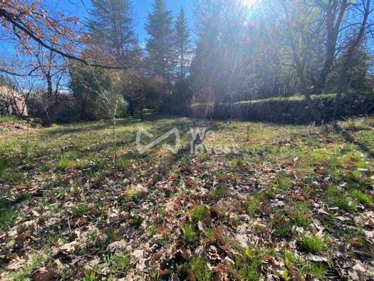 Terrain constructible à vendre 229 500 € 3 000 m² de terrain Est Saint-Maximin-la-Sainte-Baume 83470