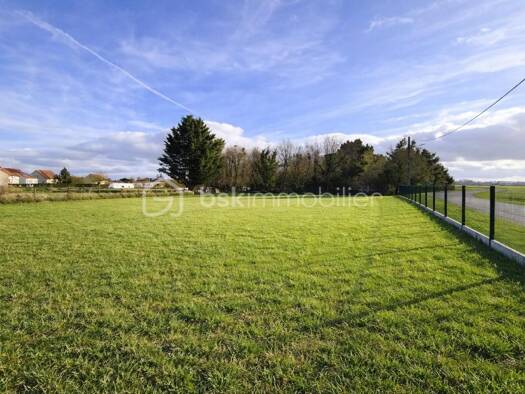 Terrain constructible à vendre 22 500 € 966 m² de terrain Fréville-du-Gâtinais 45270