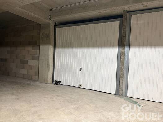 Parking à vendre 49 800 € 39 m² Patenotre Petit Parc Rambouillet 78120