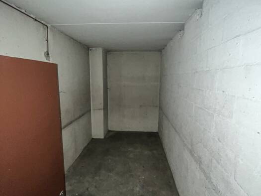 Entrepôt à vendre 15 000 € 10 m² d'espace de stockage Ivry Port Centre Ivry-sur-Seine 94200