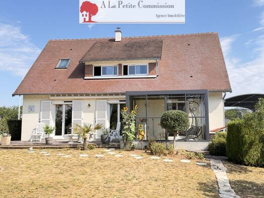 Maison à vendre 310 500 € 5 pièces 3 chambres 121 m² 828 m² de terrain Chartres 28000