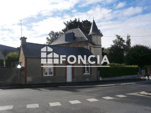 Appartement à louer 390 € 1 pièce 15,3 m² RDC Brelevenez Centre Lannion 22300
