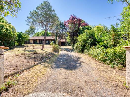 Maison de plain-pied à vendre 285 000 € 5 pièces 4 chambres 107 m² Aurin 31570