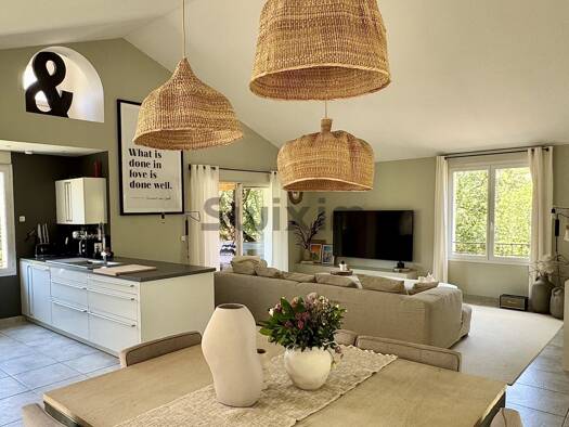 Villa à vendre 695 000 € 5 pièces 3 chambres 187 m² 2 900 m² de terrain Saint-Jean-du-Pin 30140