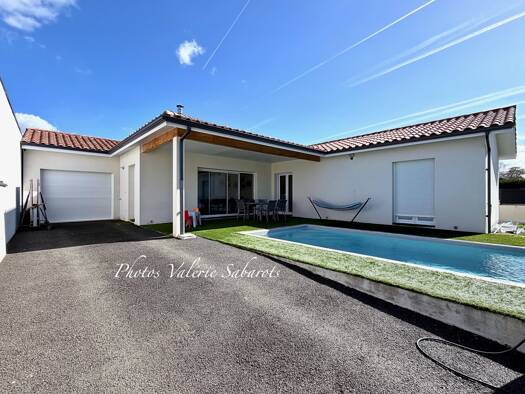 Maison à vendre 560 000 € 6 pièces 4 chambres 125 m² 477 m² de terrain Saubrigues 40230