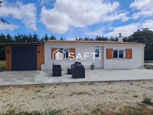 Maison de plain-pied à vendre 198 000 € 3 pièces 2 chambres 65 m² 4 730 m² de terrain Saint-Denis-du-Payre 85580