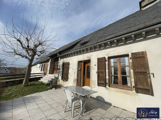 Maison à vendre 126 200 € 5 pièces 4 chambres 114 m² 450 m² de terrain Saignes 15240