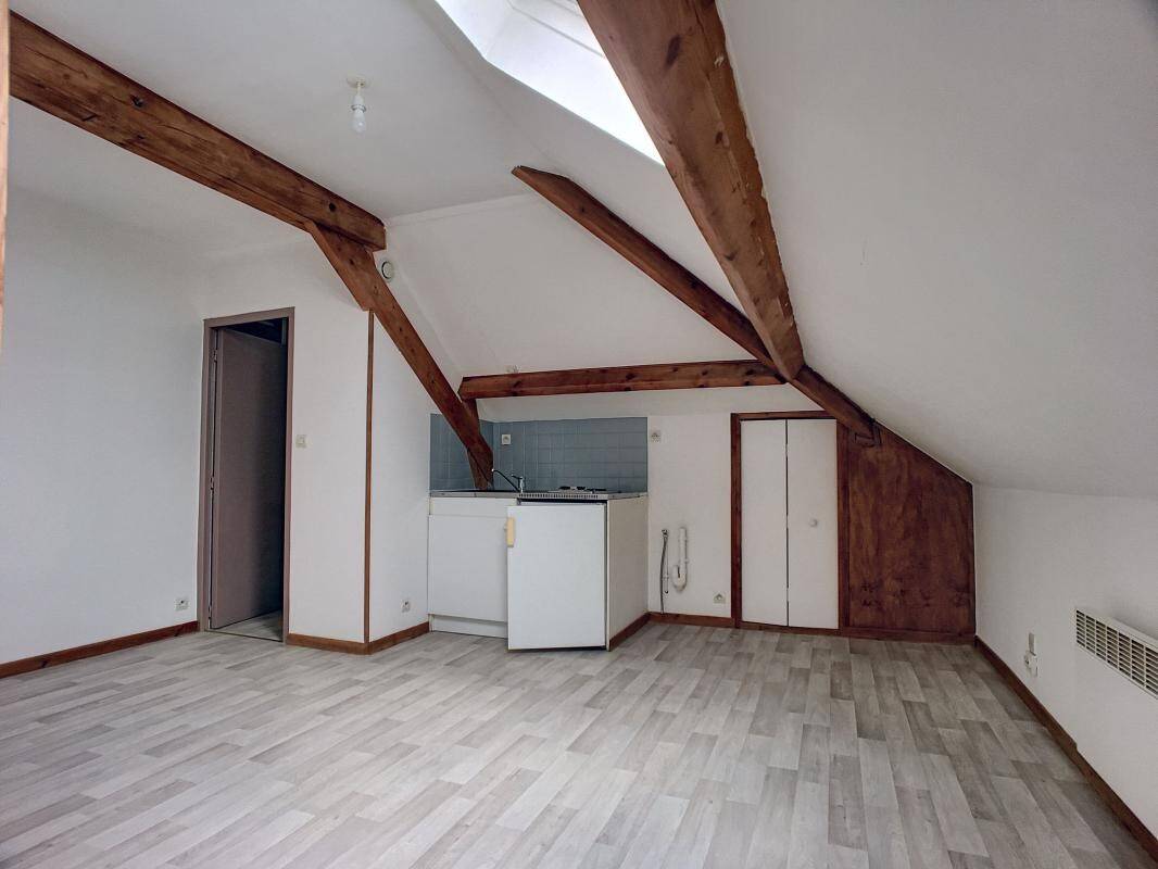 Maison à louer, 13m², ABBEVILLE