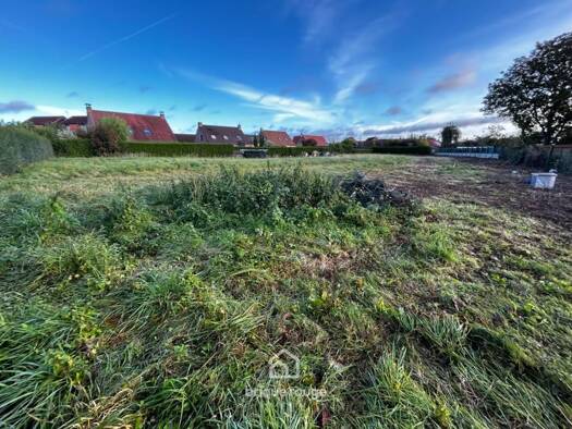 Terrain constructible à vendre 182 500 € 660 m² de terrain Herlies 59134