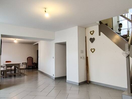 Maison de ville à vendre 127 500 € 4 pièces 3 chambres 114 m² 160 m² de terrain Aulnay 17470