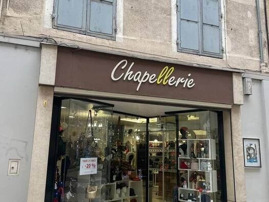 Local commercial à louer 990 € 61,3 m² de surface de vente Centre Ville Est Voiron 38500