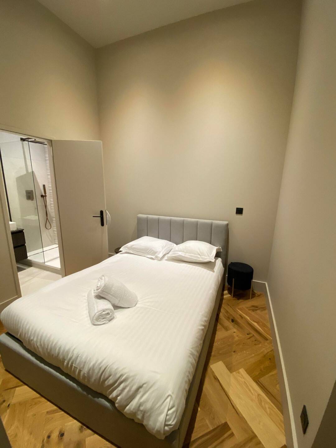 Maison à louer, 27m², LA TOUR DE SALVAGNY