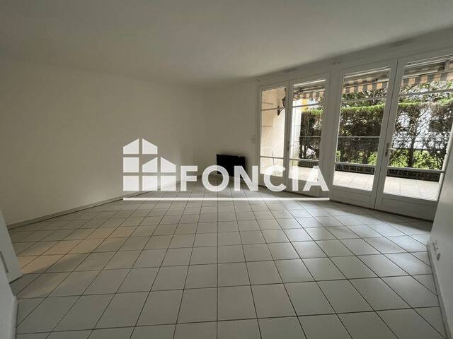Maison à louer, 43m², SAINT MAUR DES FOSSES