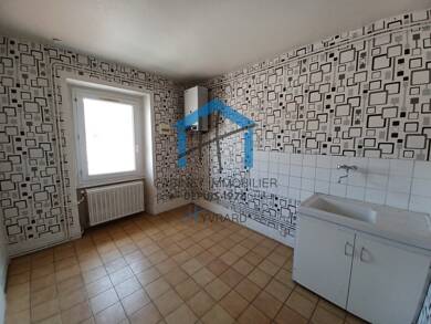 Appartement à vendre 53 000 € 3 pièces 2 chambres 53 m² RDC St Chamond 42400