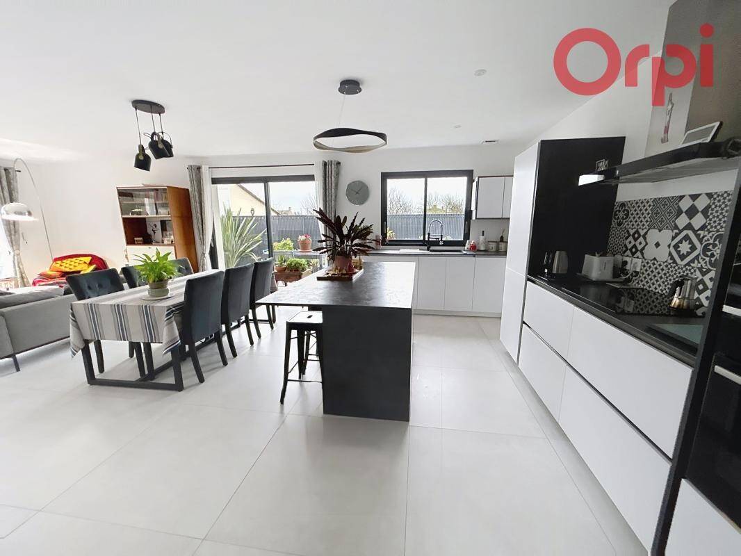 Maison à vendre, 110m², TALMONT SAINT HILAIRE