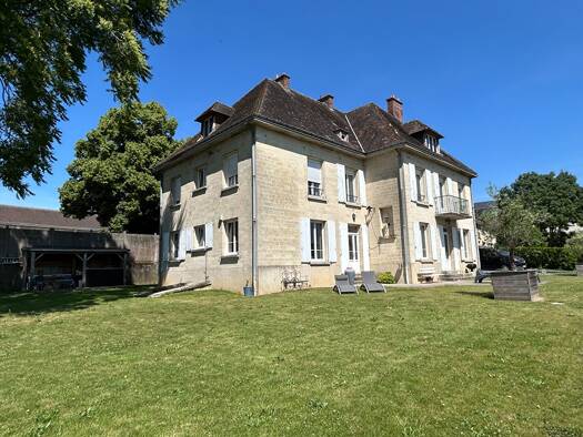 Maison à vendre 437 000 € 10 pièces 6 chambres 280 m² 1 532 m² de terrain Guibray Falaise 14700
